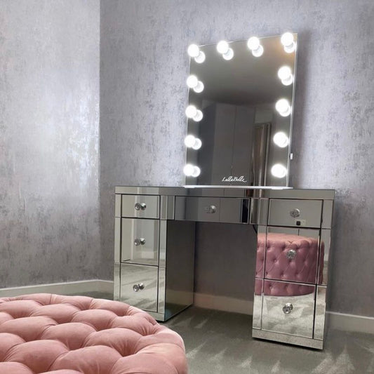 Crafting Elegance: Designing the Ultimate Dressing Room Set