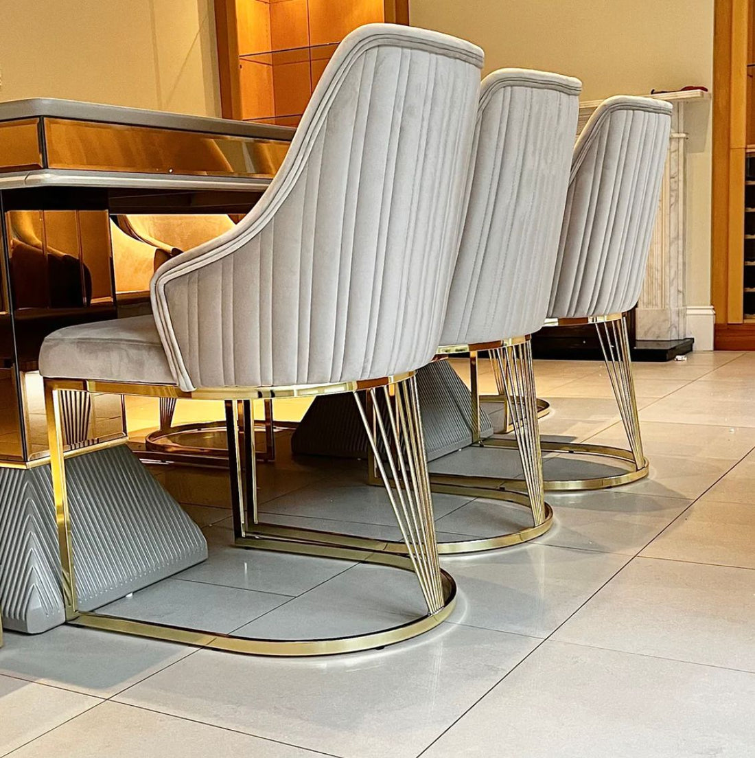 Luxe Dining Chair Care: Cleaning Velvet and Leather Elegance